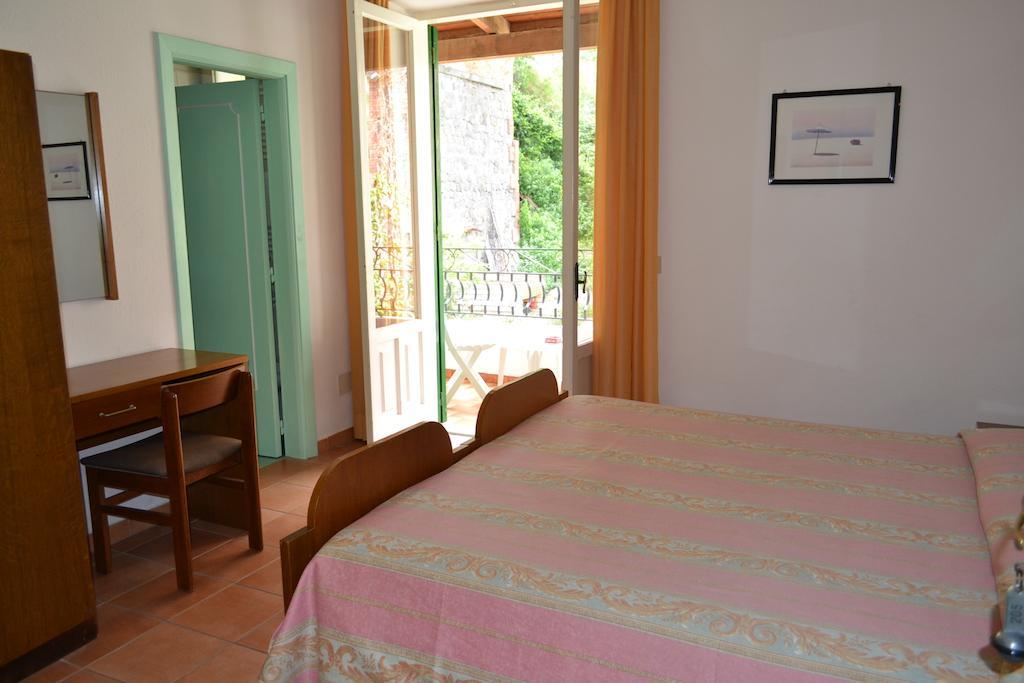 Hotel Villa Bina Sant'Angelo  Ruang foto