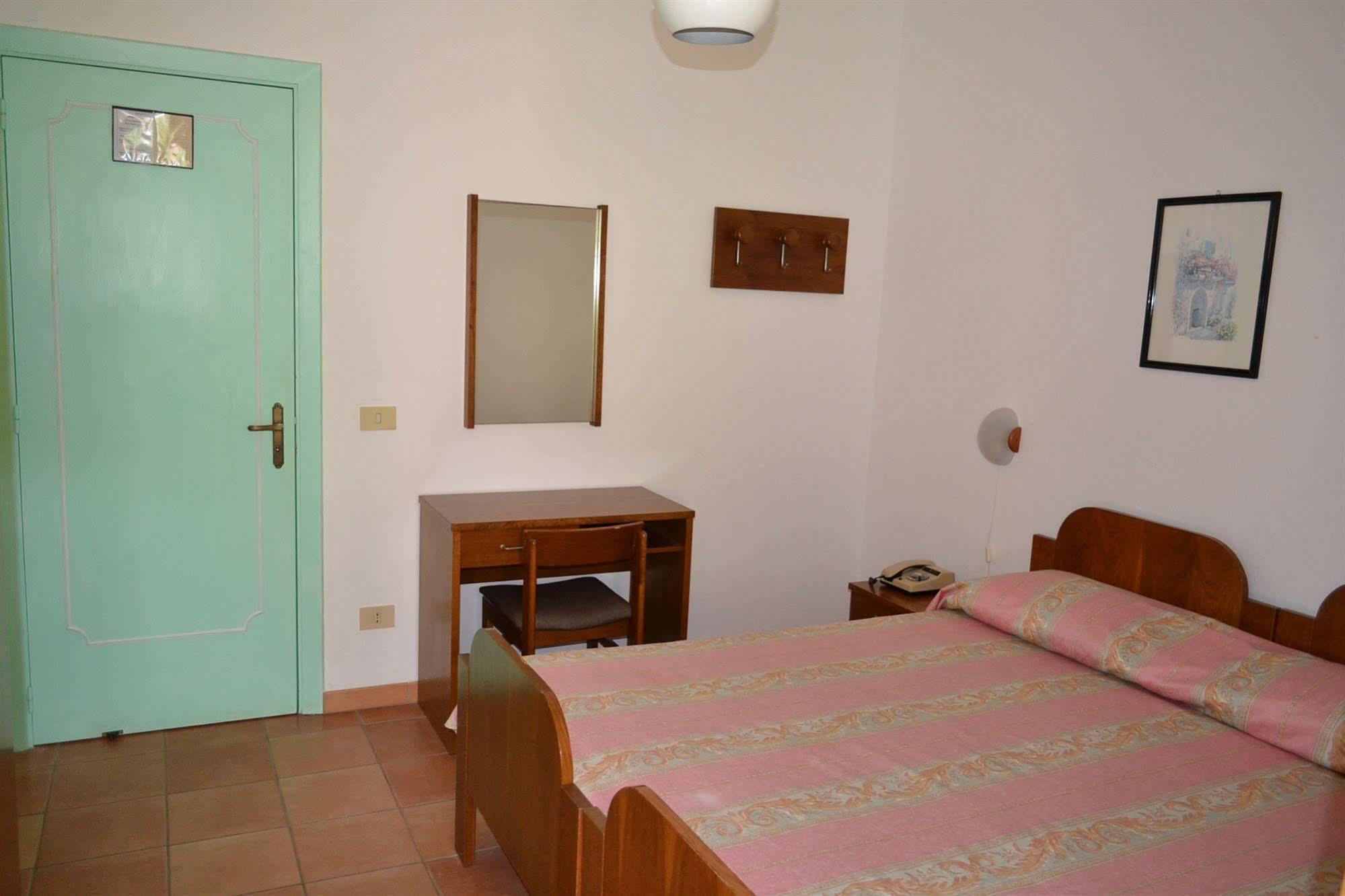 Hotel Villa Bina Sant'Angelo  Bagian luar foto