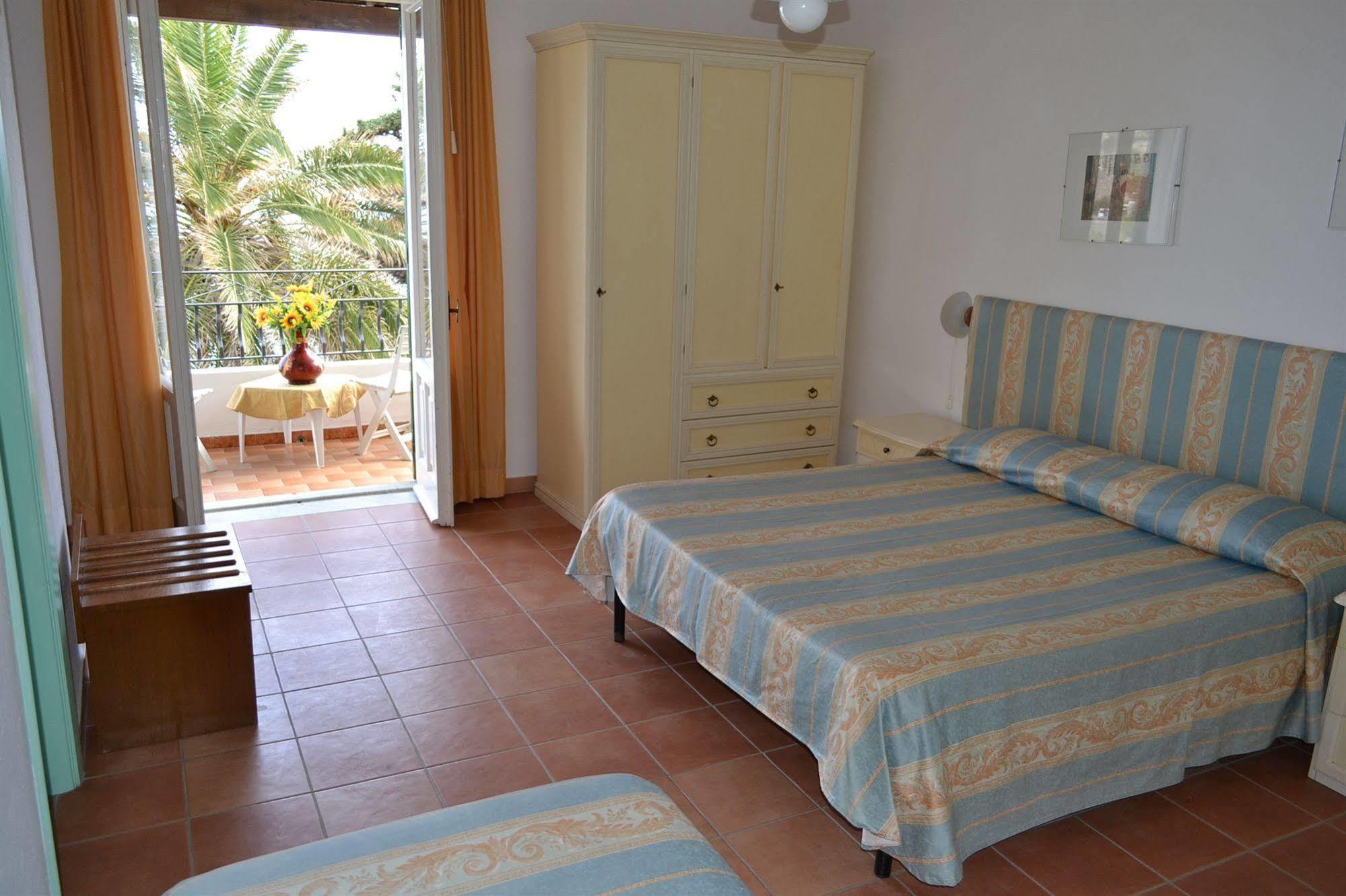 Hotel Villa Bina Sant'Angelo  Bagian luar foto
