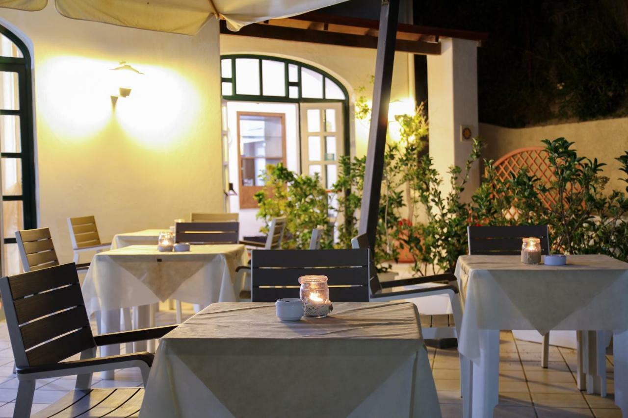 Hotel Villa Bina Sant'Angelo  Bagian luar foto