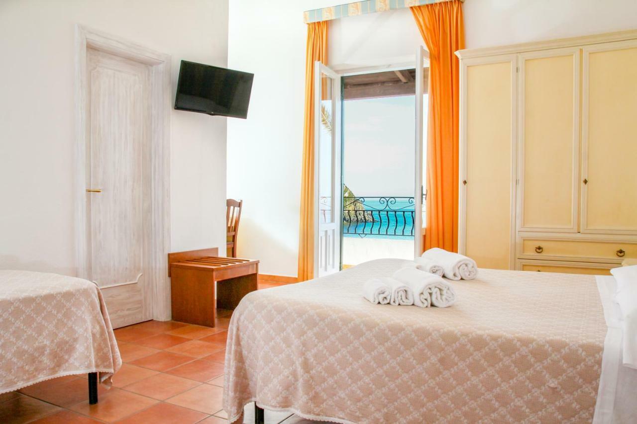 Hotel Villa Bina Sant'Angelo  Bagian luar foto